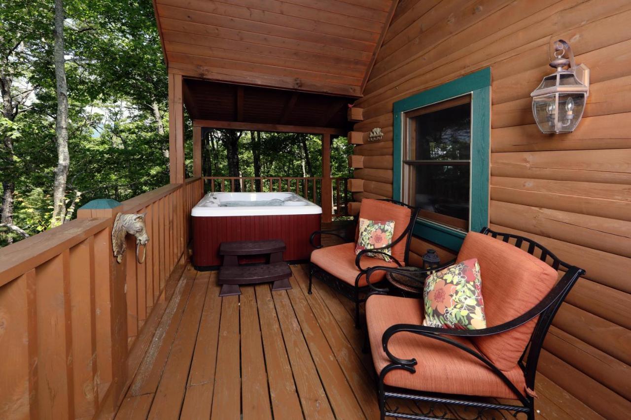 Horseshoe Hideaway Sevierville Extérieur photo